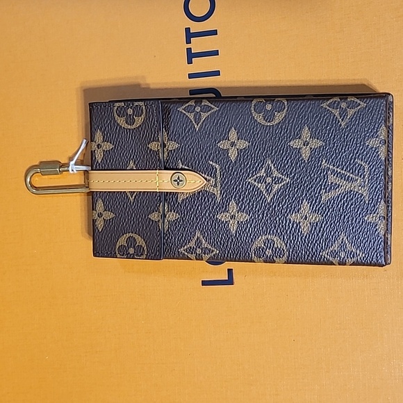 LOUIS VUITTON Monogram carabiner Box phone case smartphone case iphone pouch - Picture 1 of 16